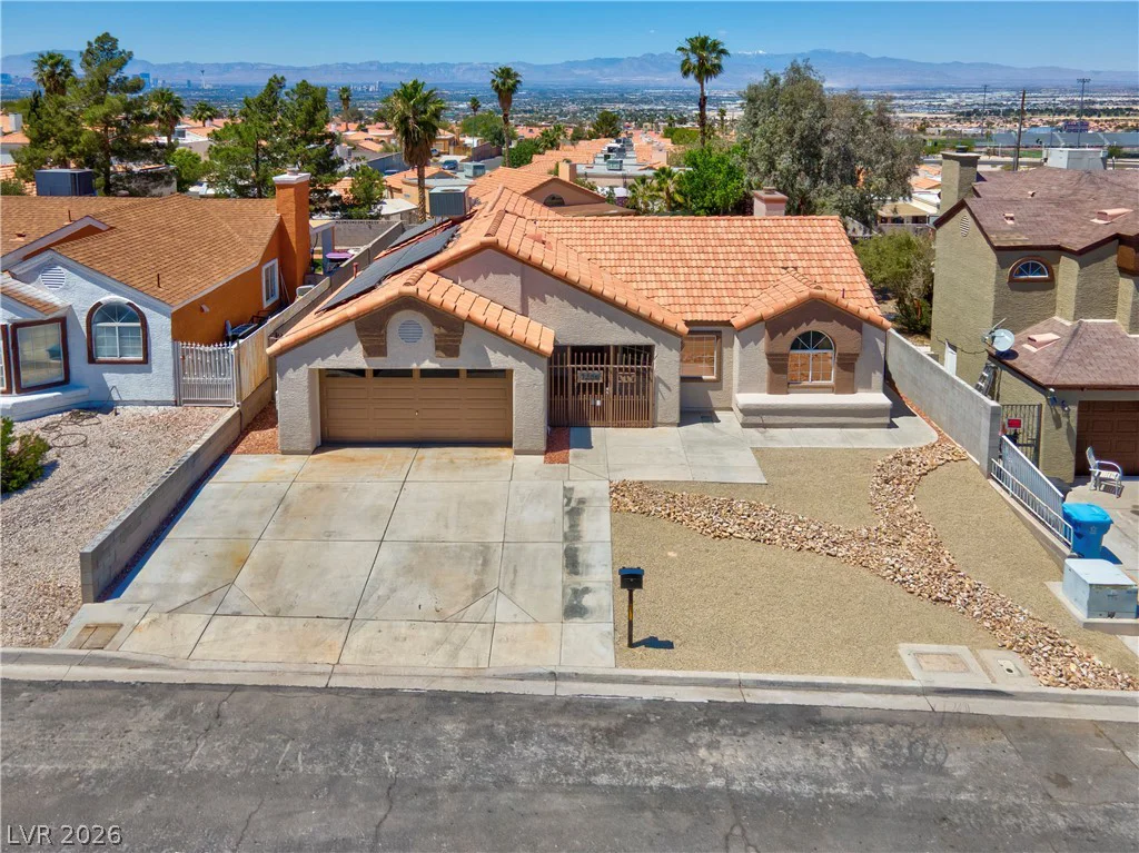 7256 Wayfarer, Las Vegas, NV 89156