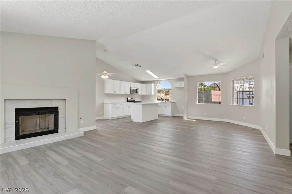 7256 Wayfarer, Las Vegas, NV 89156