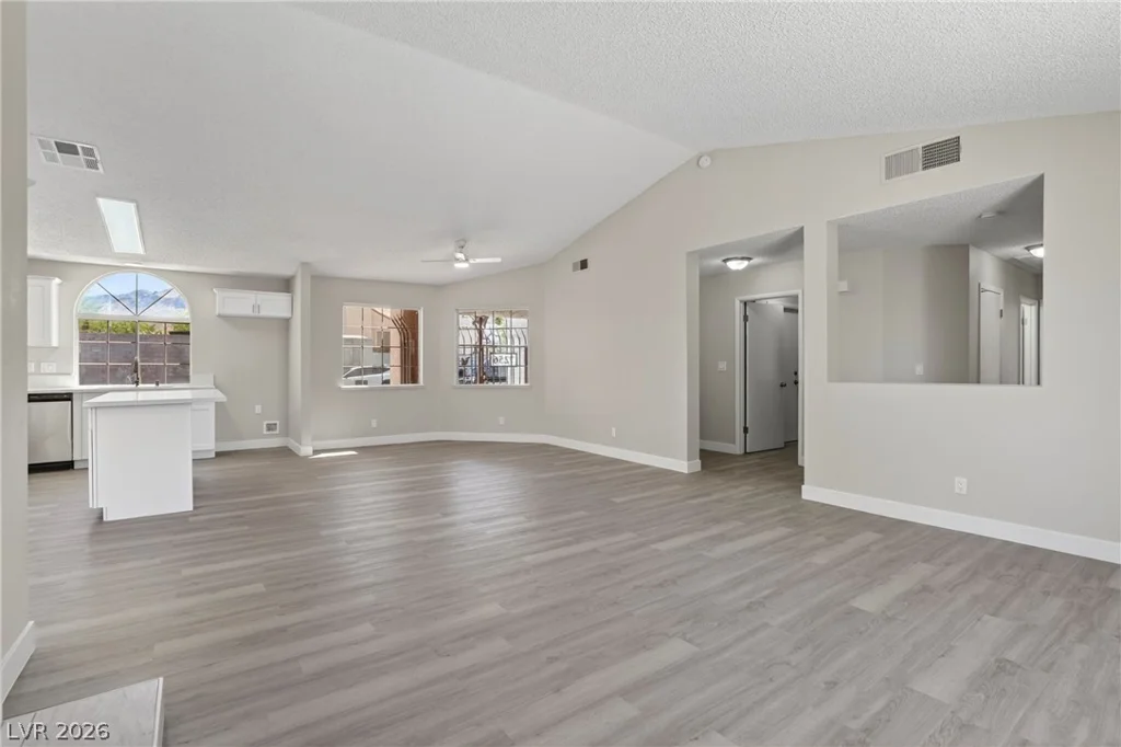 7256 Wayfarer, Las Vegas, NV 89156