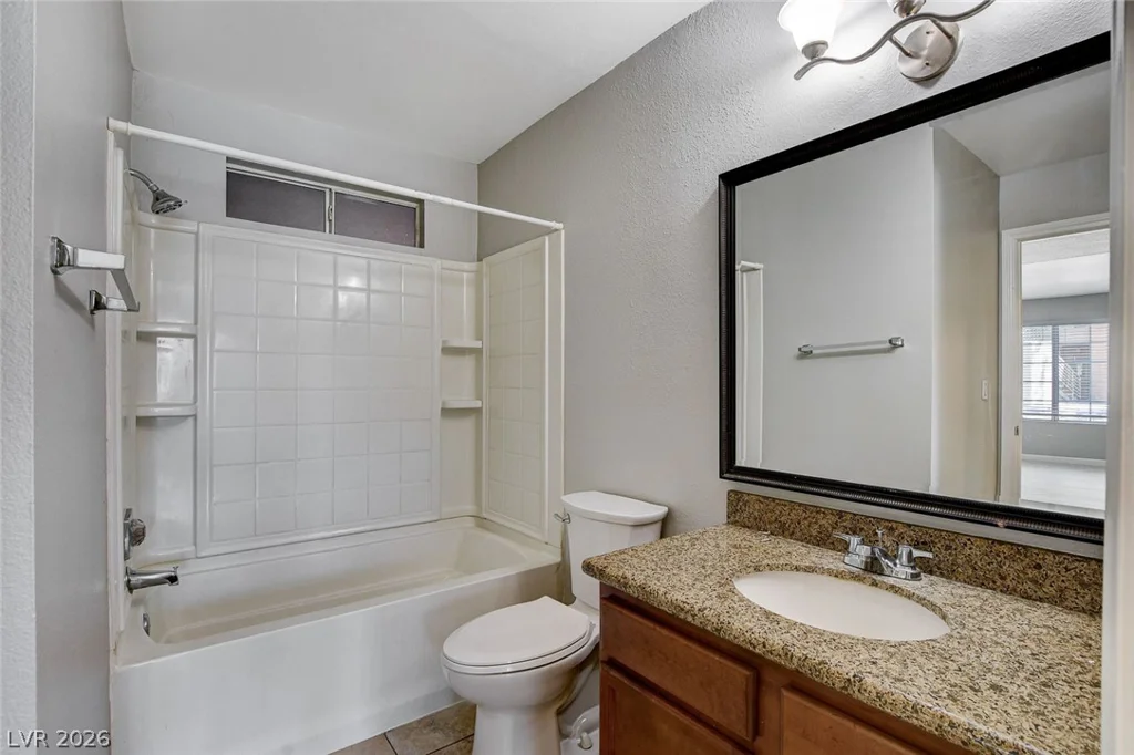 2110 Sealion, Las Vegas, NV 89128