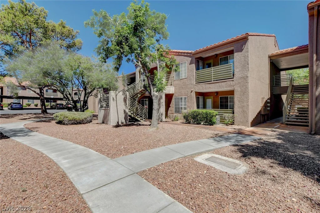 2110 Sealion, Las Vegas, NV 89128