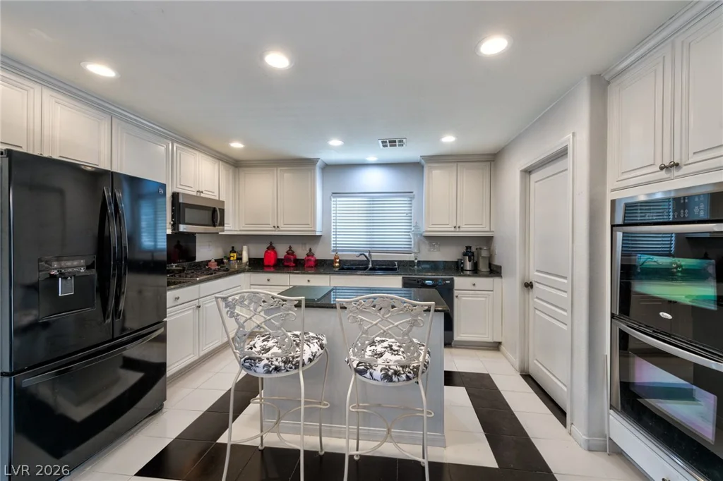 29 Marble Apex, North Las Vegas, NV 89031