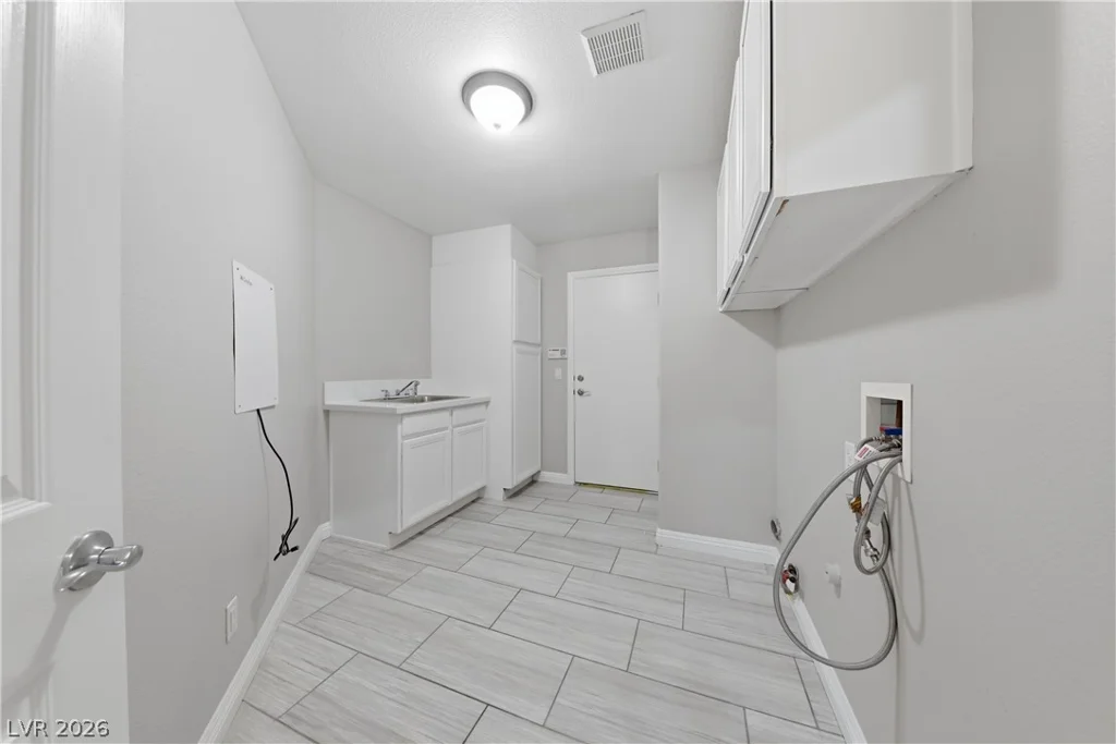 3548 Arcata Point, Las Vegas, NV 89141