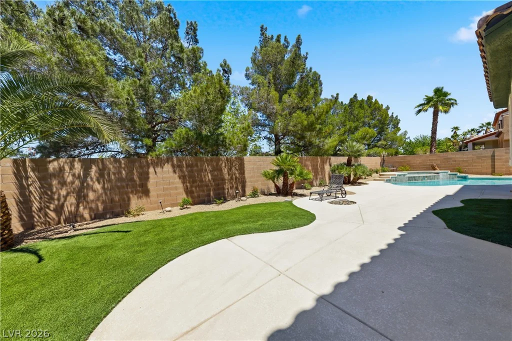 3548 Arcata Point, Las Vegas, NV 89141