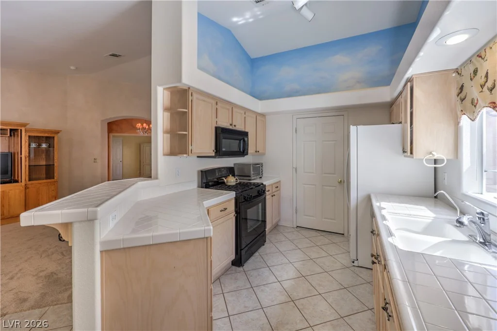 1046 Armillaria, Henderson, NV 89011