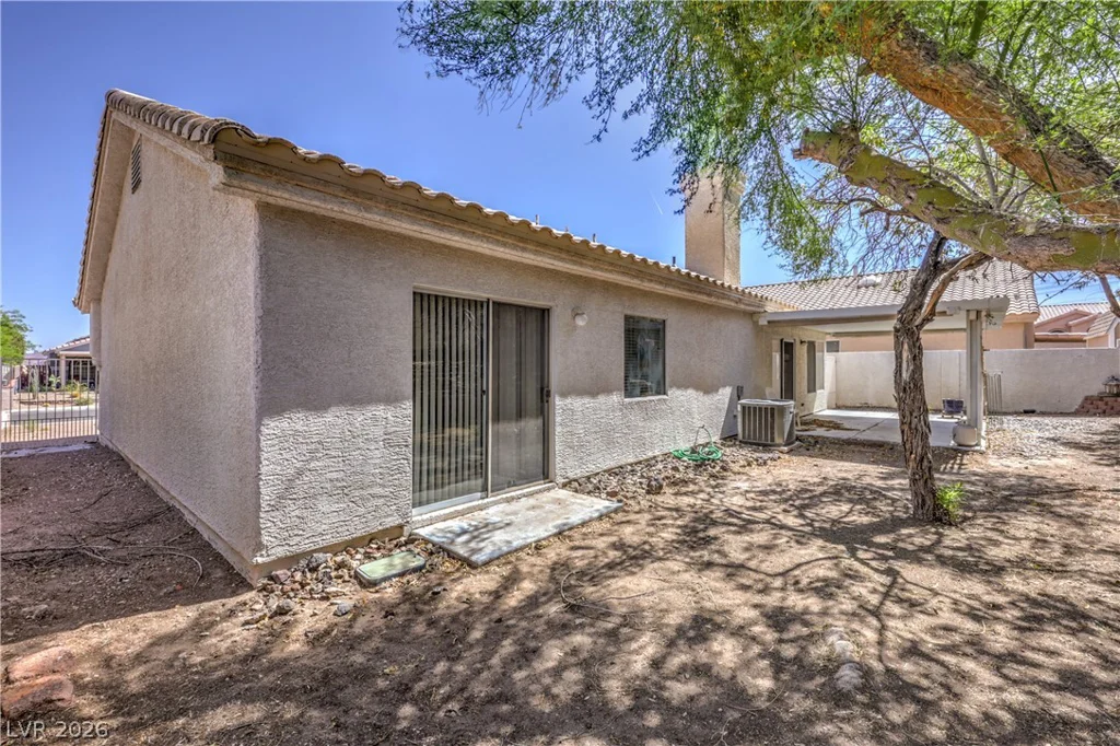 1046 Armillaria, Henderson, NV 89011