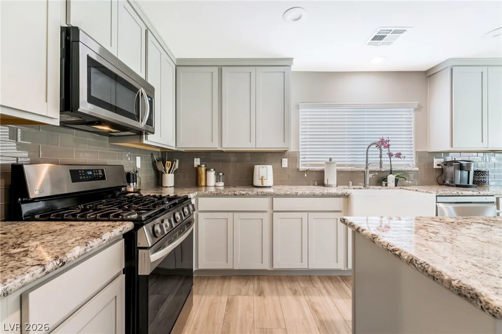 5605 Raven Horse, Las Vegas, NV 89131