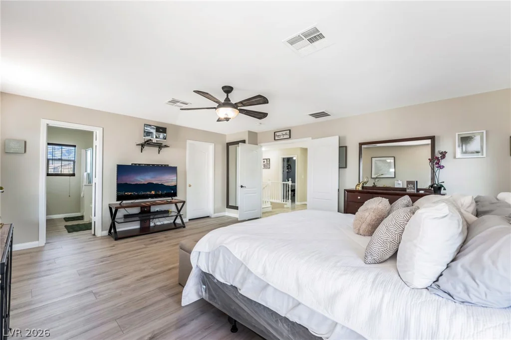 5605 Raven Horse, Las Vegas, NV 89131