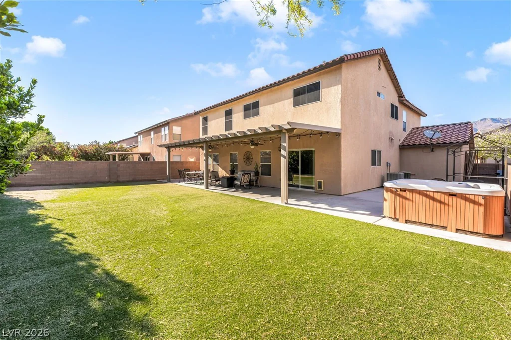 5605 Raven Horse, Las Vegas, NV 89131