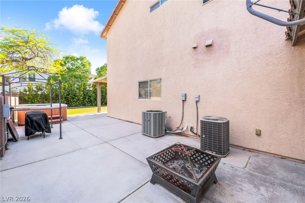 5605 Raven Horse, Las Vegas, NV 89131