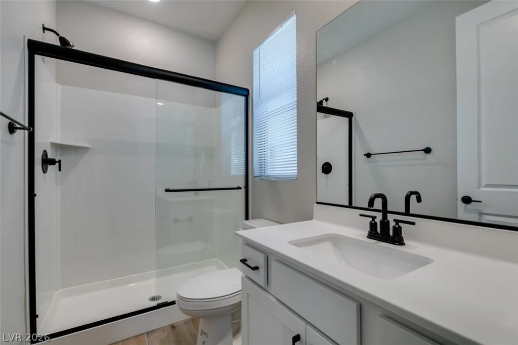 109 Medianoche, Las Vegas, NV 89138