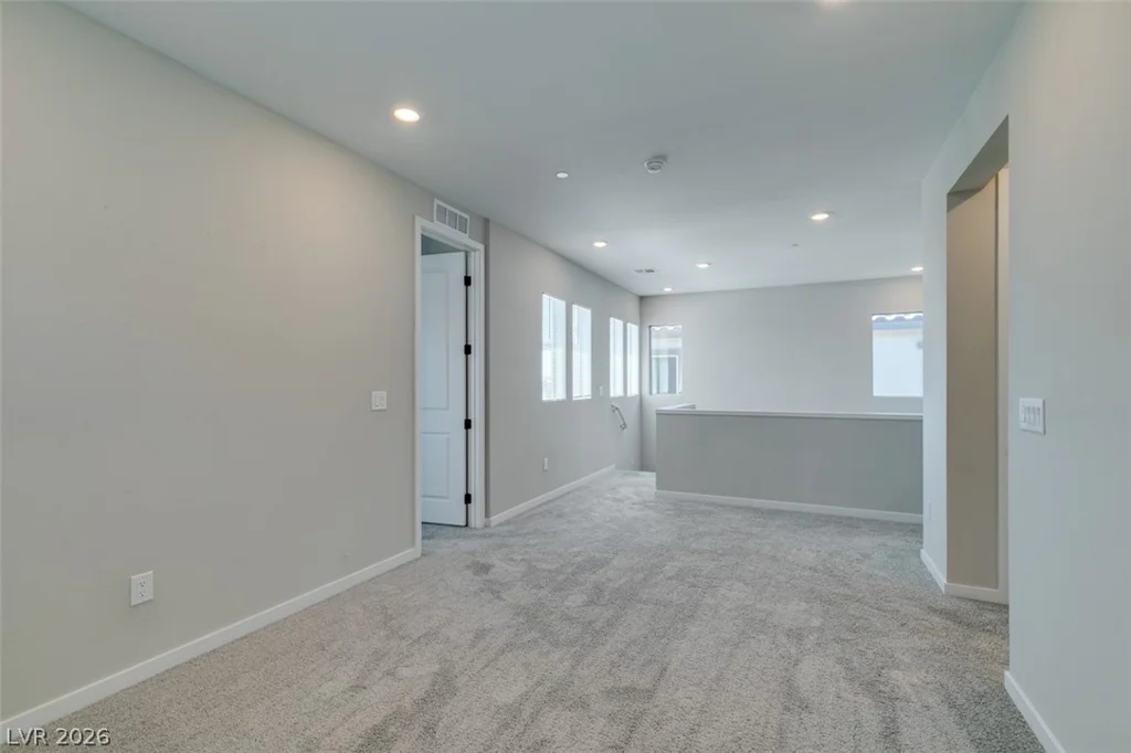 109 Medianoche, Las Vegas, NV 89138
