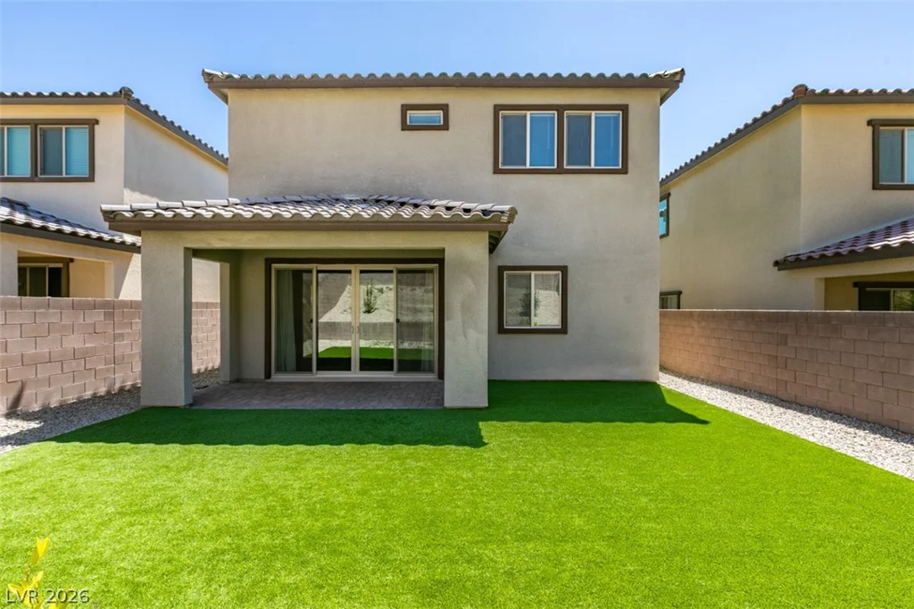 109 Medianoche, Las Vegas, NV 89138