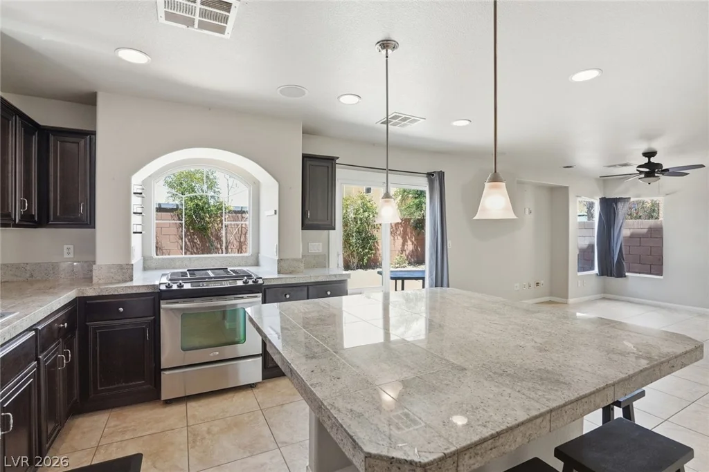 5976 Lazy Creek, Las Vegas, NV 89139
