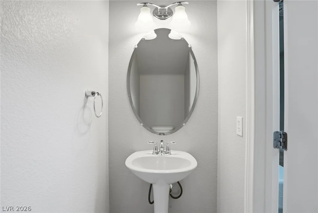 5976 Lazy Creek, Las Vegas, NV 89139