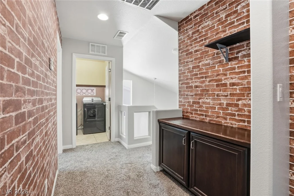 5976 Lazy Creek, Las Vegas, NV 89139