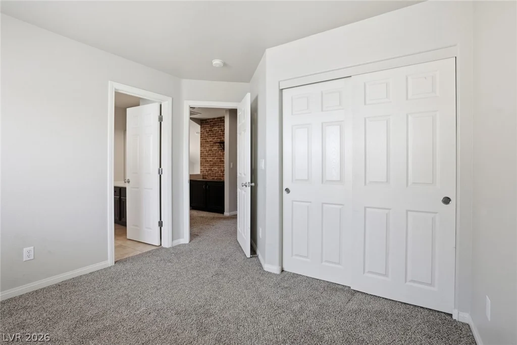 5976 Lazy Creek, Las Vegas, NV 89139
