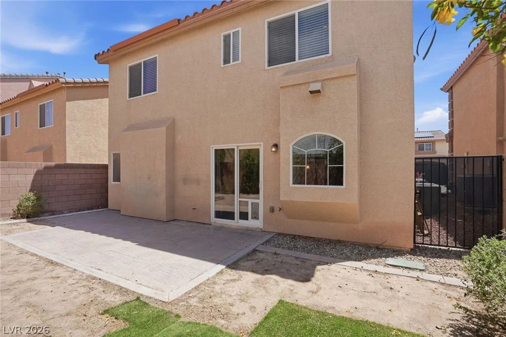 5976 Lazy Creek, Las Vegas, NV 89139