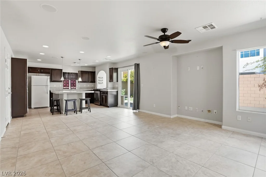 5976 Lazy Creek, Las Vegas, NV 89139