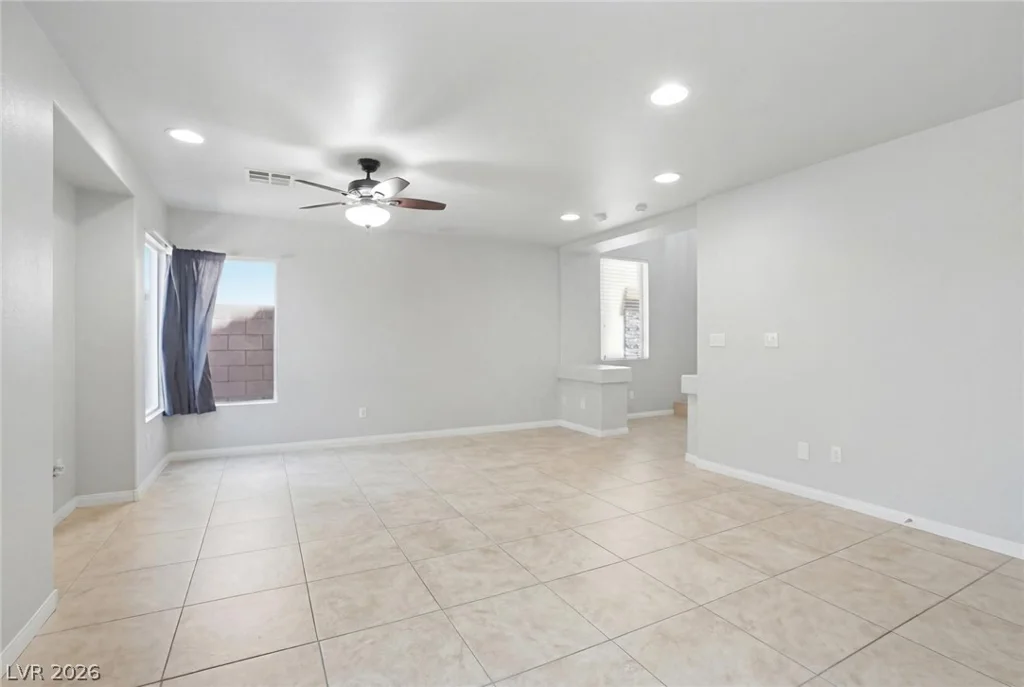 5976 Lazy Creek, Las Vegas, NV 89139