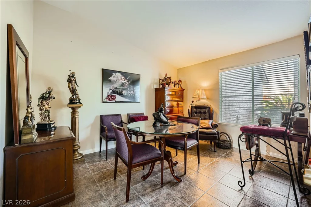 2012 Lady Lake, Las Vegas, NV 89128