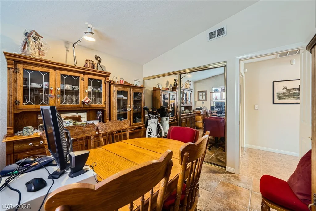 2012 Lady Lake, Las Vegas, NV 89128