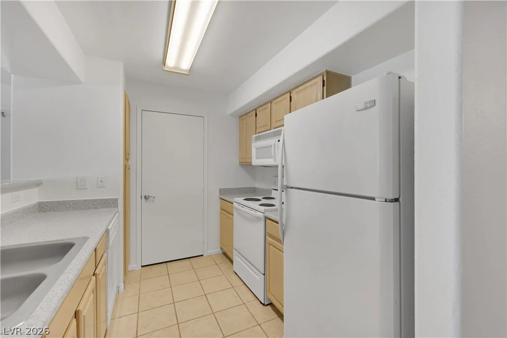 555 Silverado Ranch, Las Vegas, NV 89183