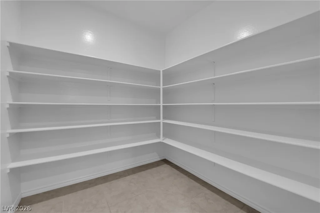 993 Bayberry Cove, Henderson, NV 89002