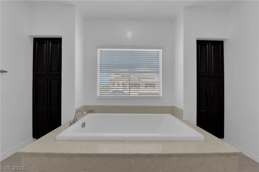 993 Bayberry Cove, Henderson, NV 89002