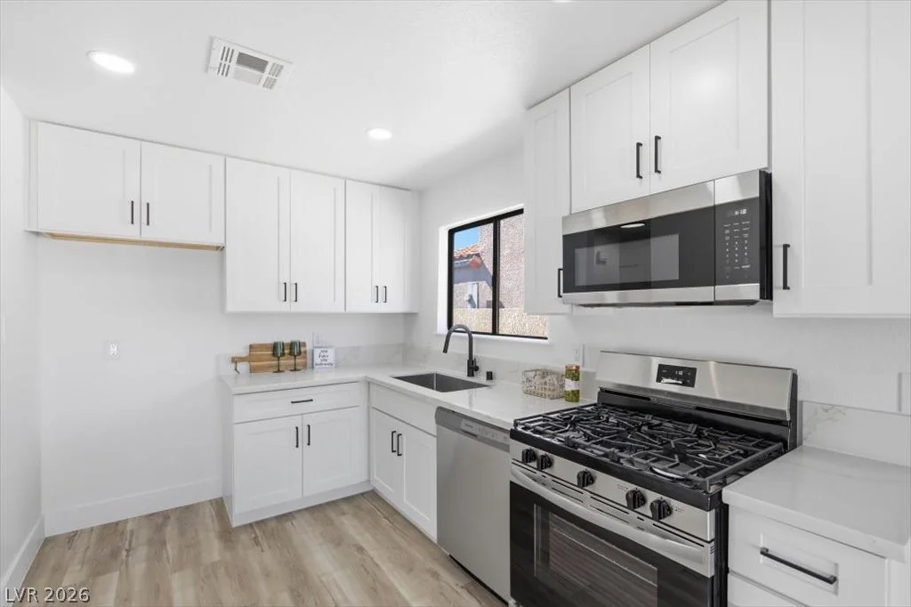 511 Chelsea, Henderson, NV 89014