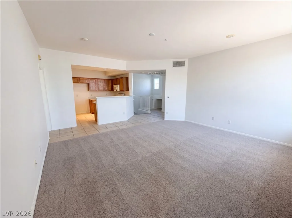 5855 Valley, North Las Vegas, NV 89031