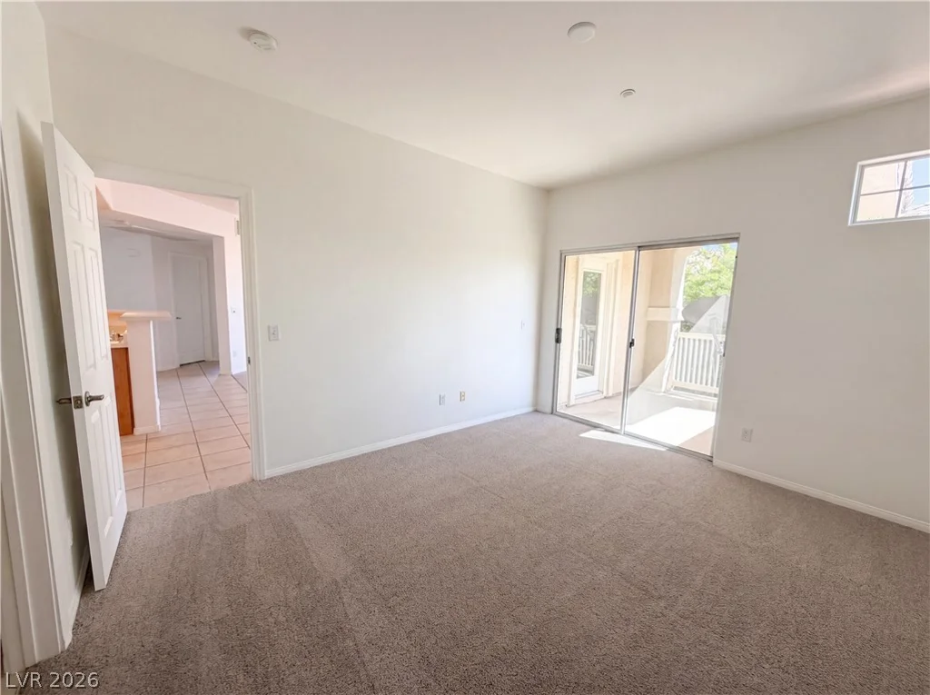 5855 Valley, North Las Vegas, NV 89031
