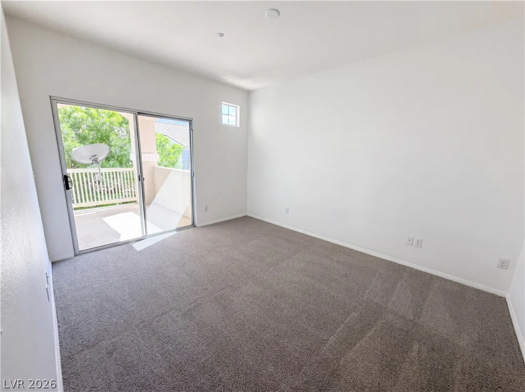5855 Valley, North Las Vegas, NV 89031