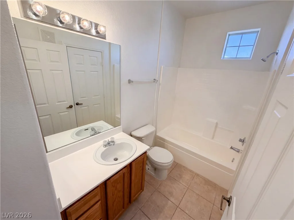 5855 Valley, North Las Vegas, NV 89031