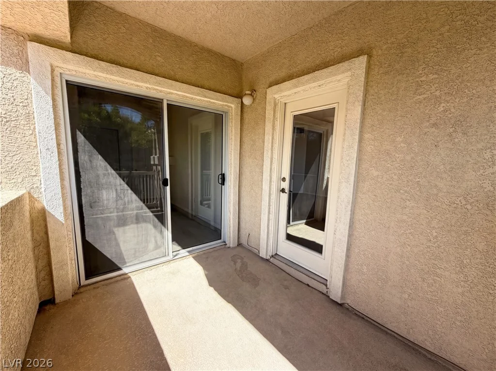 5855 Valley, North Las Vegas, NV 89031