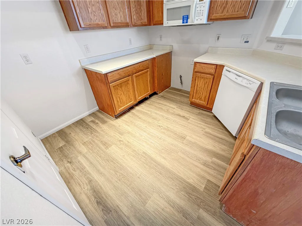 5855 Valley, North Las Vegas, NV 89031