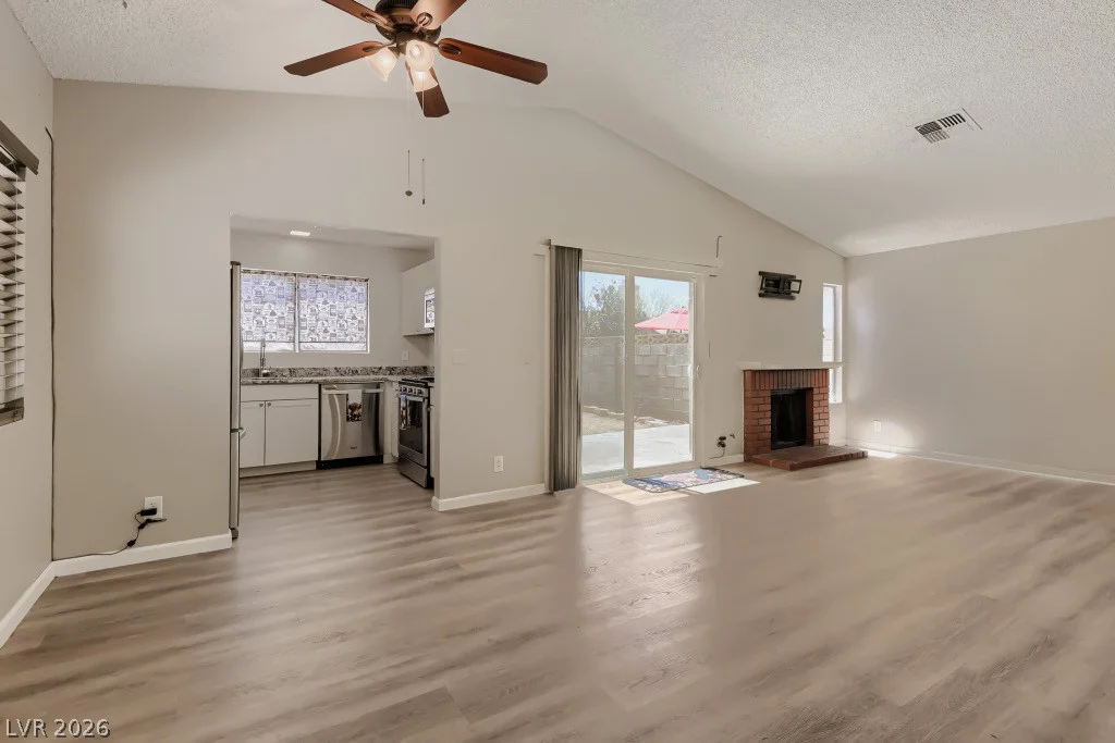 4410 Hawthorne, Las Vegas, NV 89147