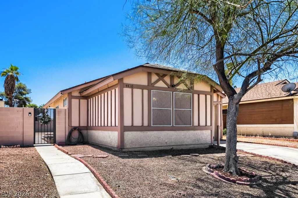 4410 Hawthorne, Las Vegas, NV 89147
