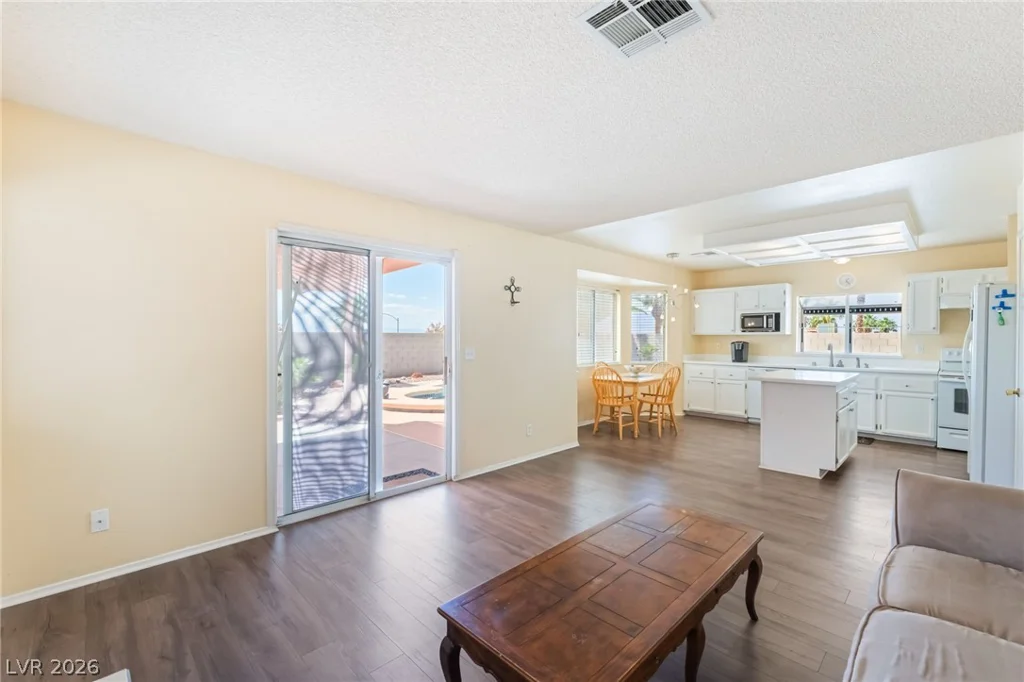 2243 Welsey Manor, Las Vegas, NV 89156