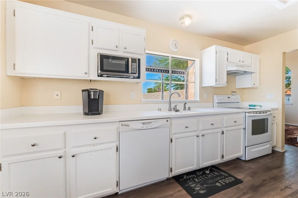 2243 Welsey Manor, Las Vegas, NV 89156