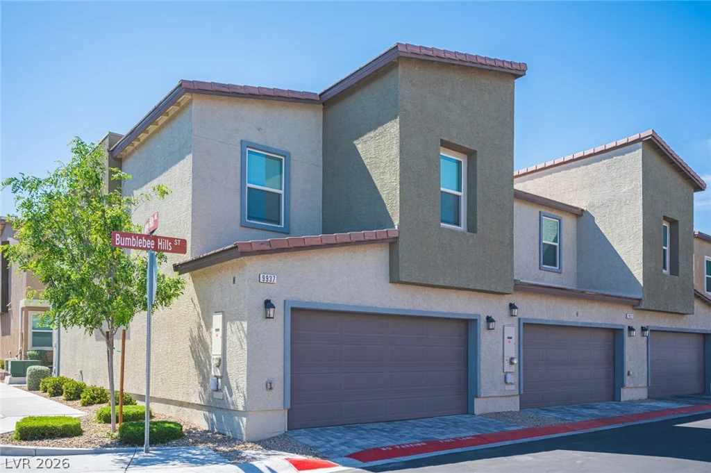 9937 Bumblebee Hills, Las Vegas, NV 89141