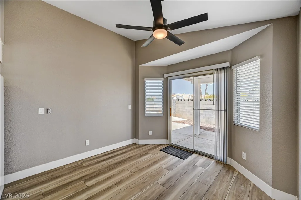 1369 Torington, Las Vegas, NV 89108