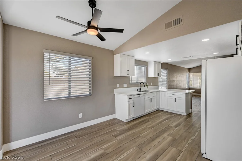 1369 Torington, Las Vegas, NV 89108