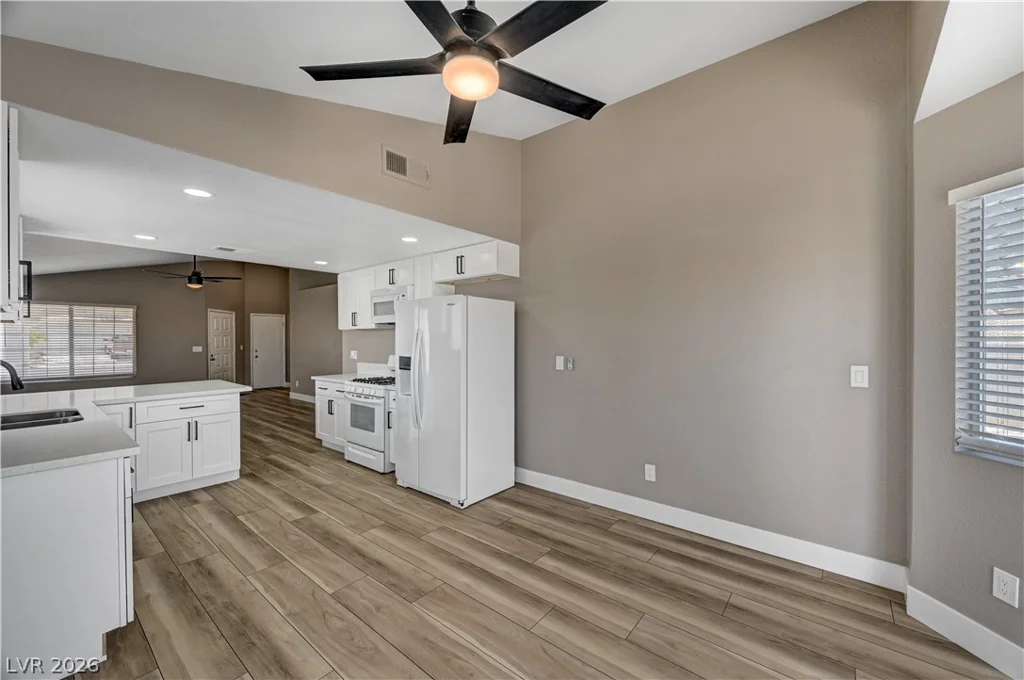 1369 Torington, Las Vegas, NV 89108