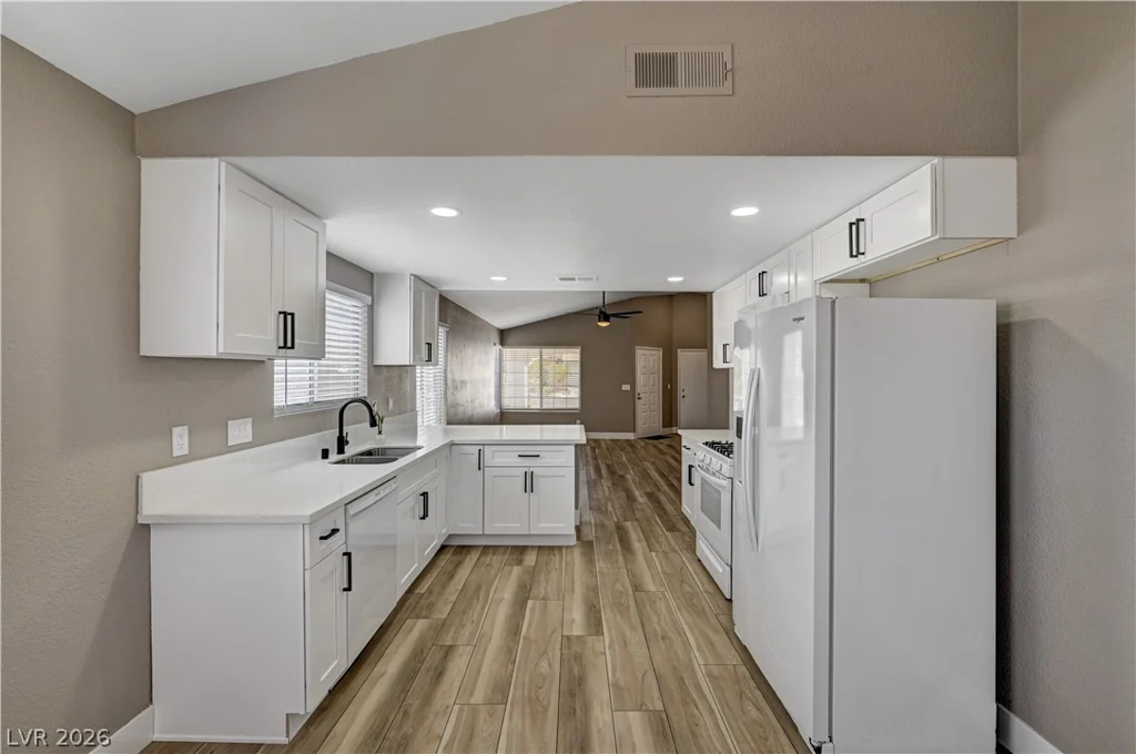 1369 Torington, Las Vegas, NV 89108