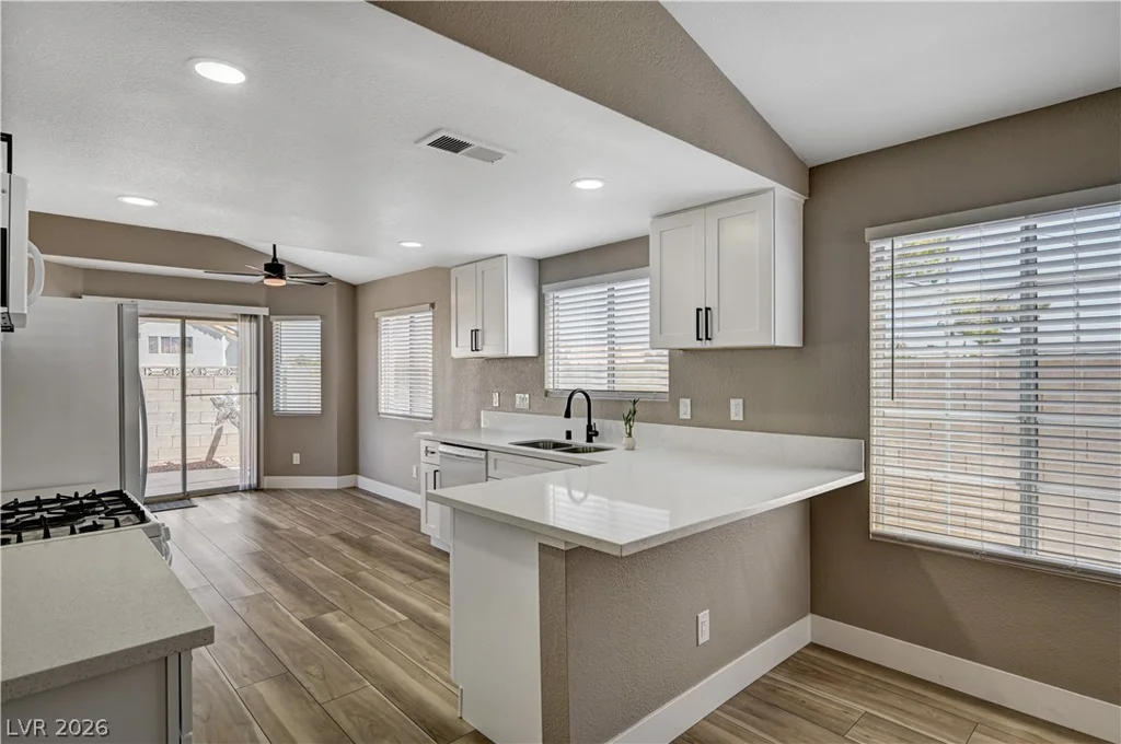 1369 Torington, Las Vegas, NV 89108