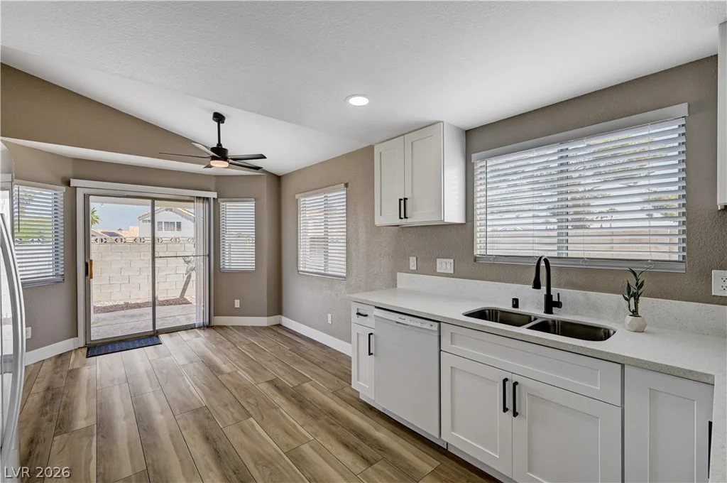 1369 Torington, Las Vegas, NV 89108