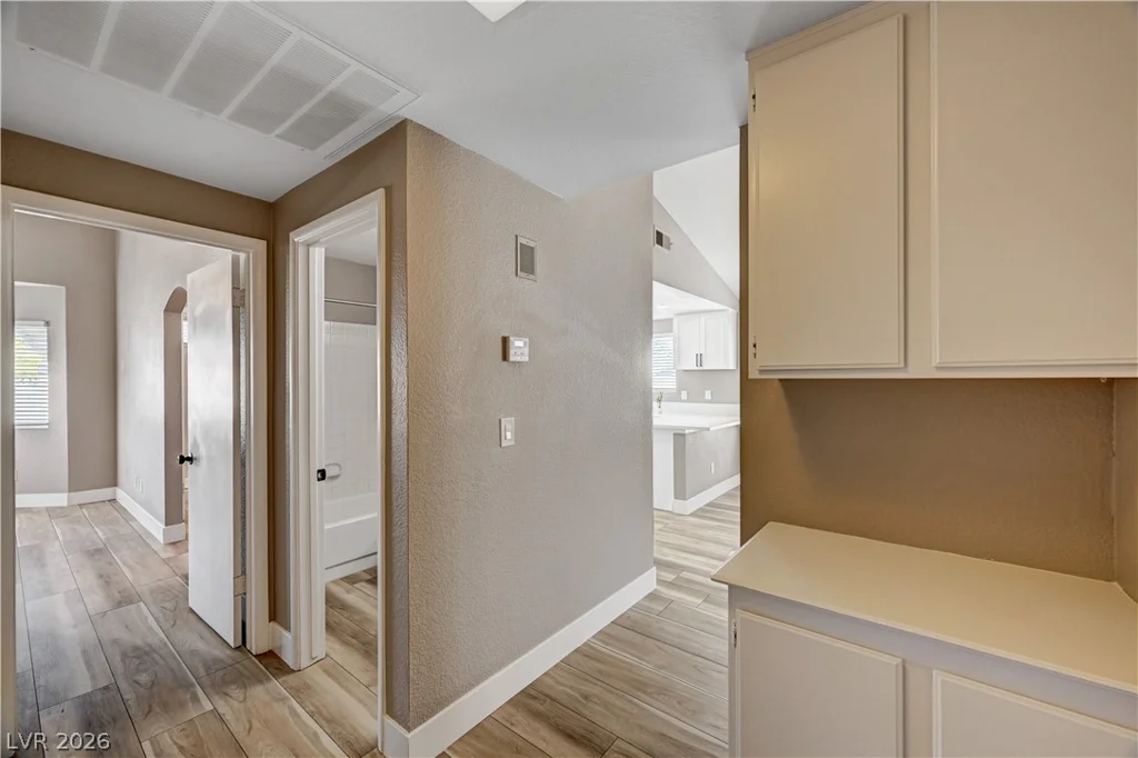 1369 Torington, Las Vegas, NV 89108