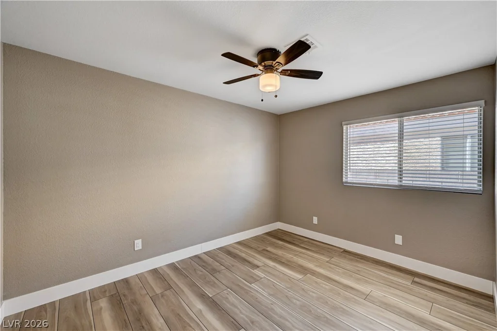1369 Torington, Las Vegas, NV 89108