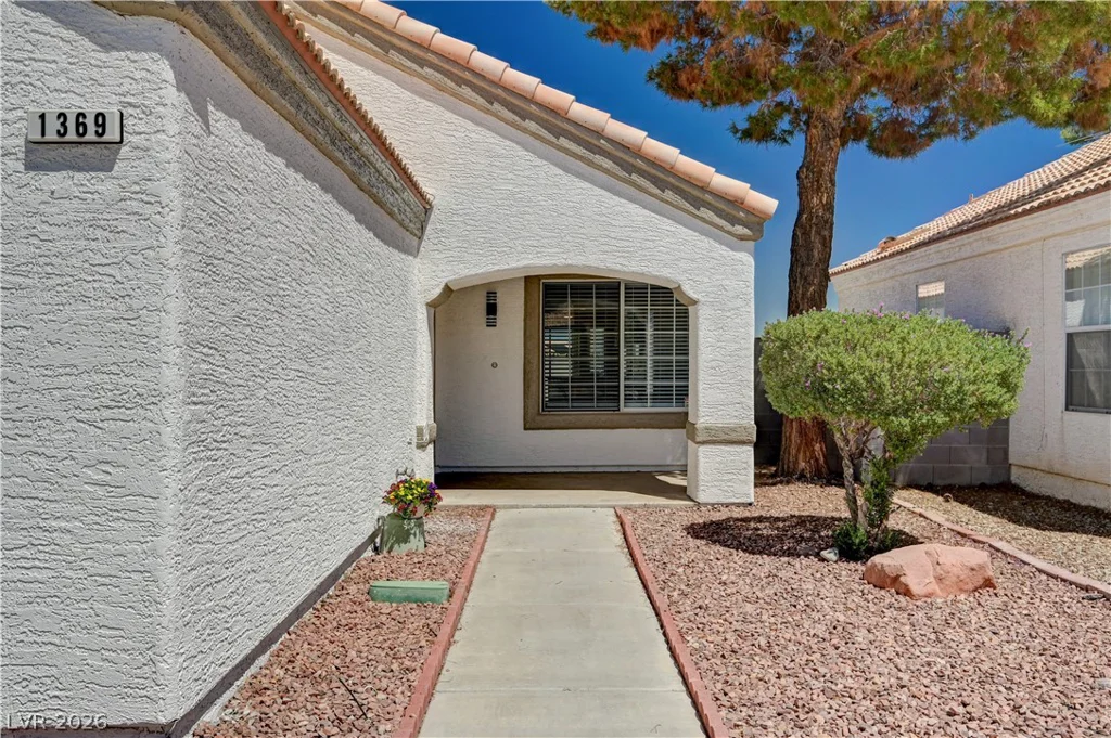 1369 Torington, Las Vegas, NV 89108